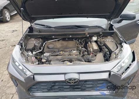 2021 Toyota Rav4 Le z USA, uszkodzony, nr VIN 2T3H1RFV2MC160195